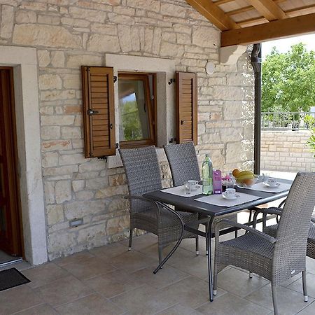 Holiday Home Mate Tinjan Room photo