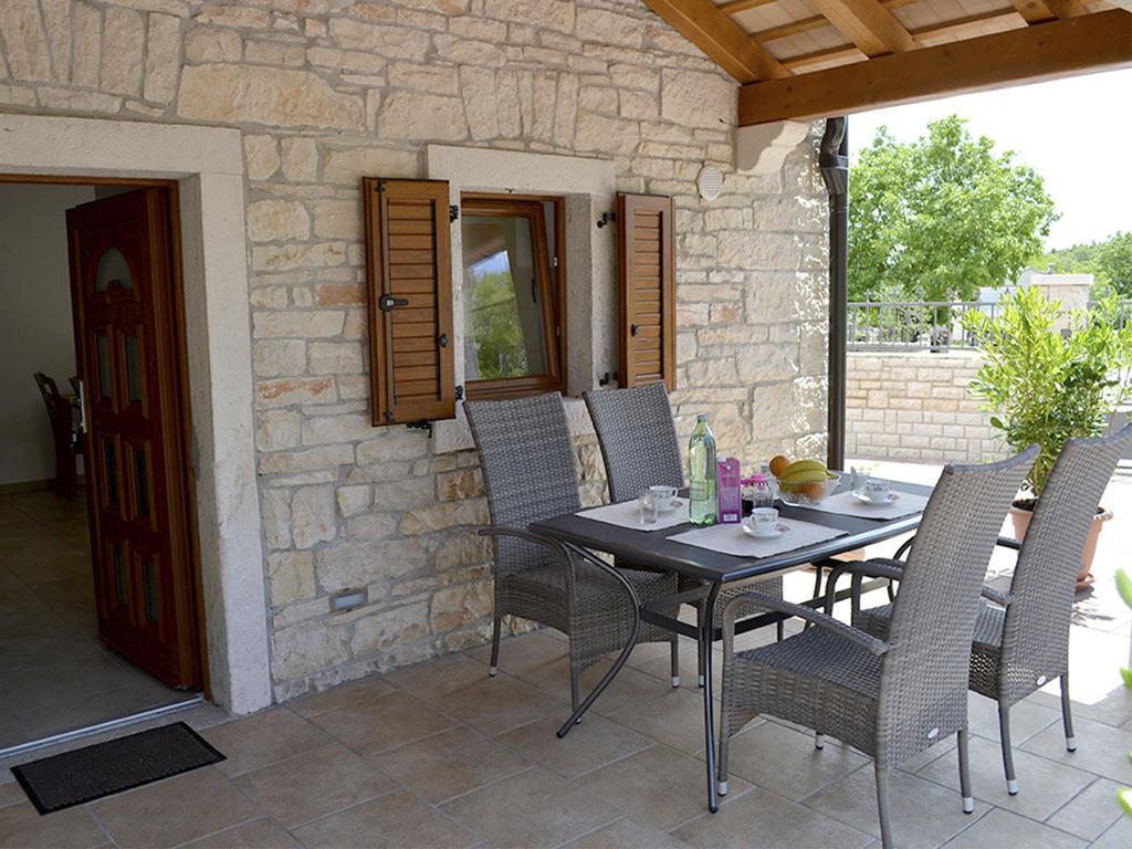 Holiday Home Mate Tinjan Room photo
